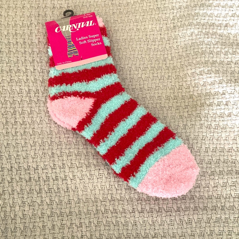NWT crazy color super soft fuzzy slipper socks